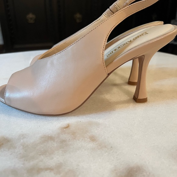 Brand New Enzo Angiolini Cream Heel Peeptoe Pumps Size 7 Sandals - Picture 6 of 11